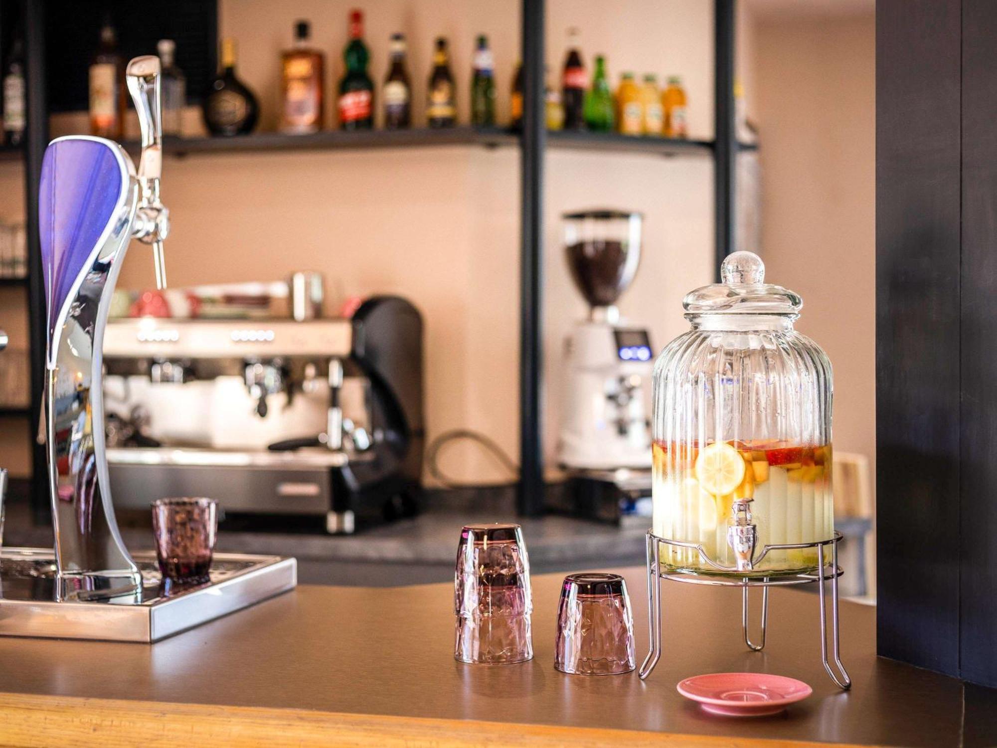 Greet Hotel Castres Saix Saix  Екстериор снимка